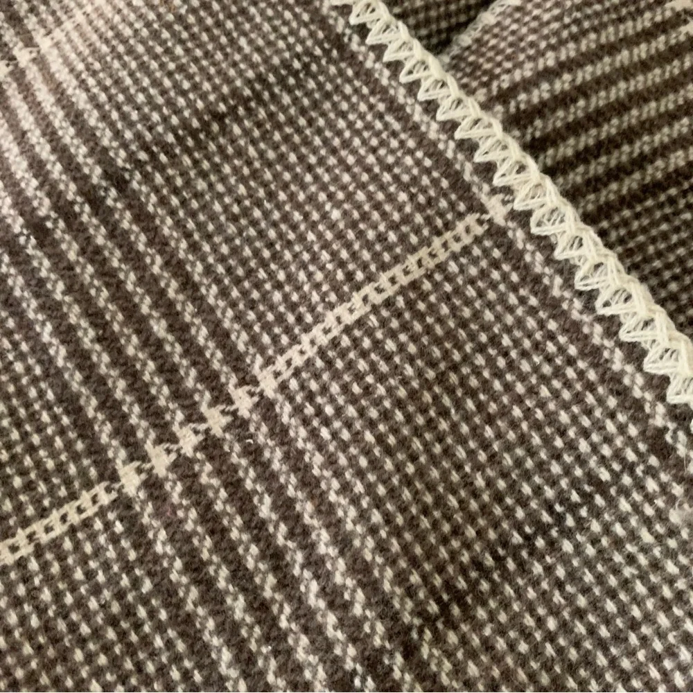Chic Cozy Soft Neutral Brown Cream Shepard Plaid Cape Blanket Shawl OS